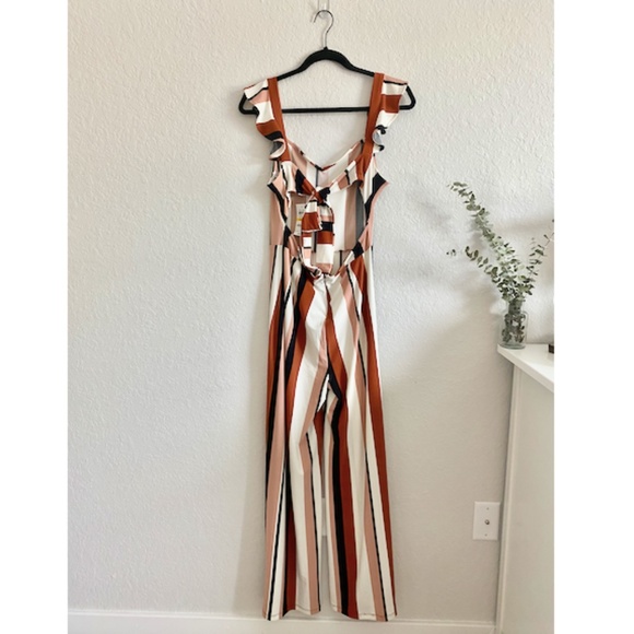 NWT Bar III Multi Striped Jumpsuit Sz M - Picture 2 of 5